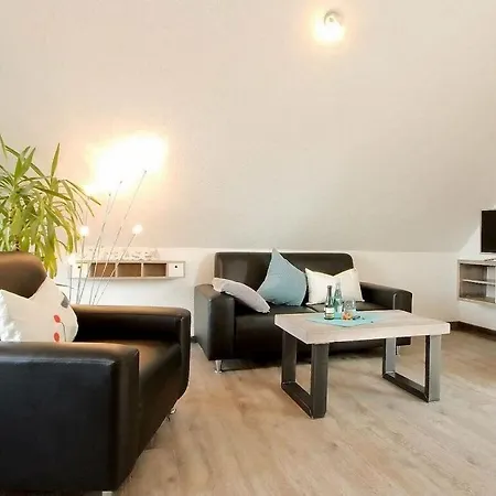 Lueerssen Directly By The Sea 7 *