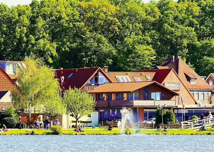 度假居 Lueerssen Directly By The Sea 7 *